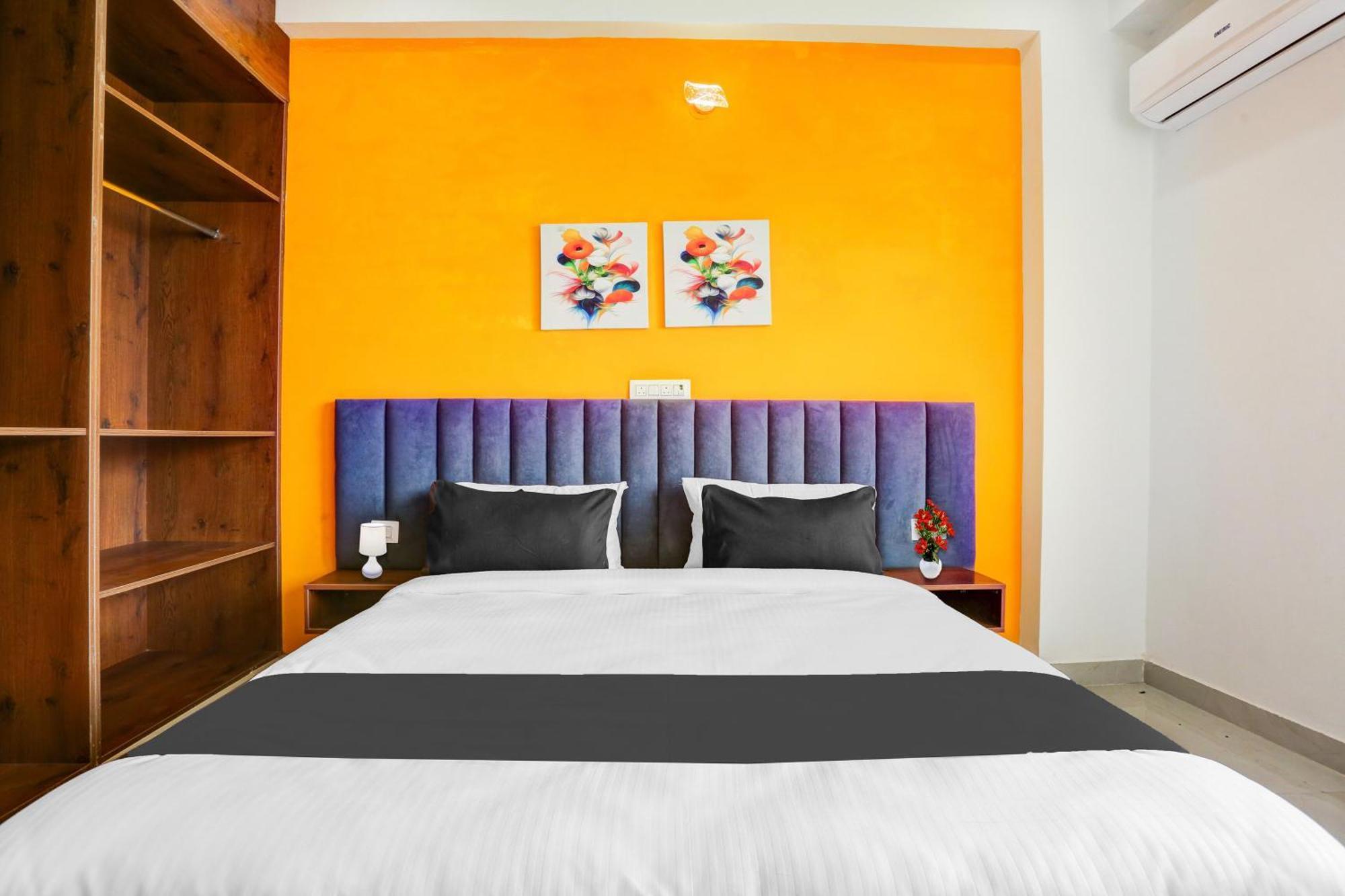 Super Townhouse Sector 69 Gurgaon Hotel Buitenkant foto